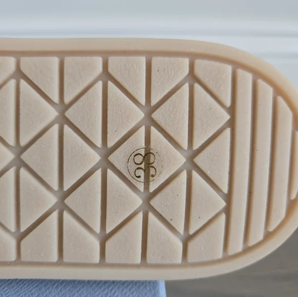 $1,190 Prada Triangle Logo Suede Loafers White EU 38 US 8 BNIB - Picture 13 of 13